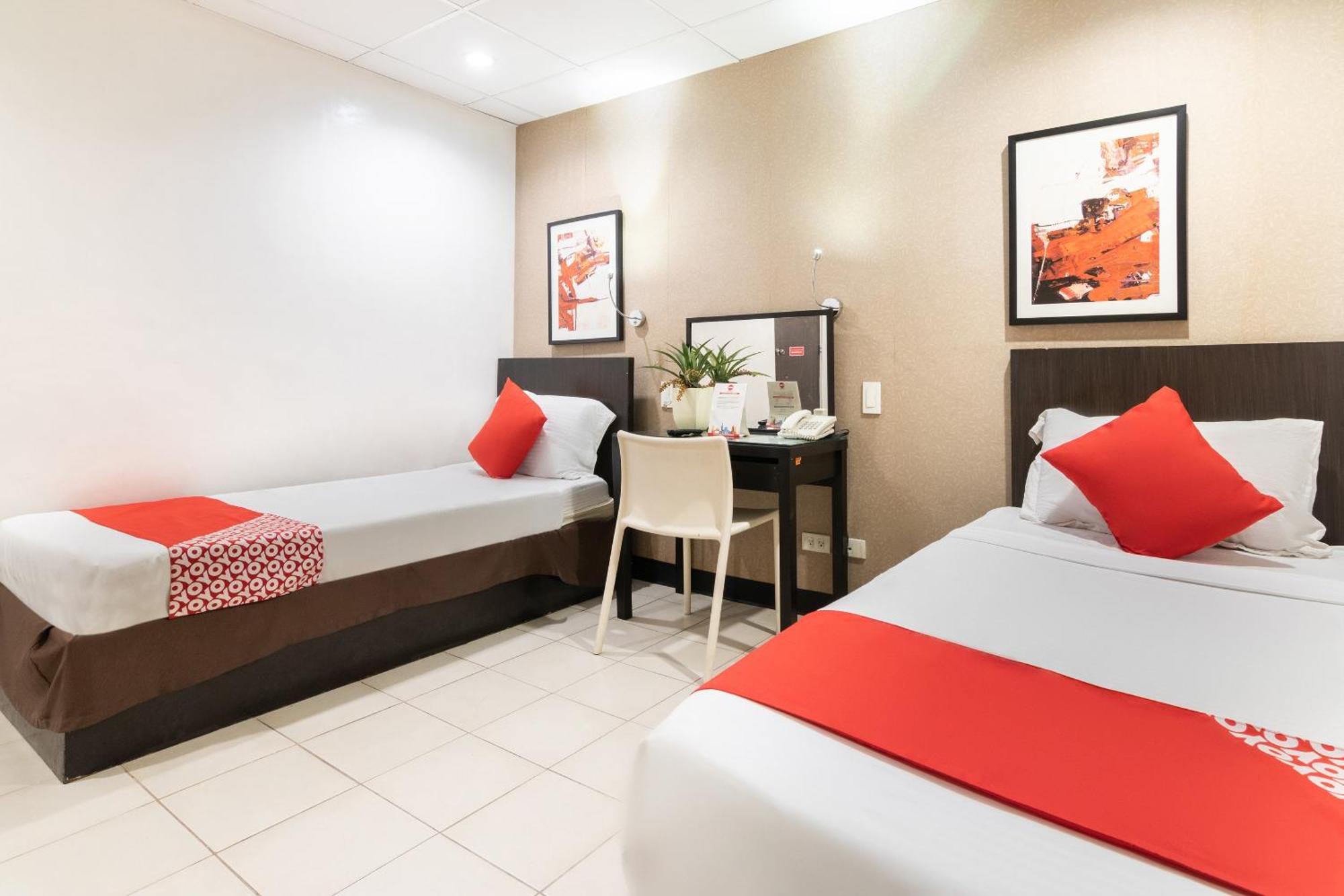 OYO 107 Orange Nest Hotel Manila Exterior foto