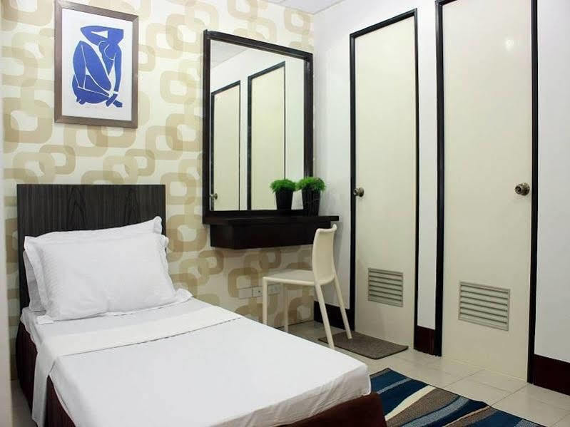 OYO 107 Orange Nest Hotel Manila Exterior foto